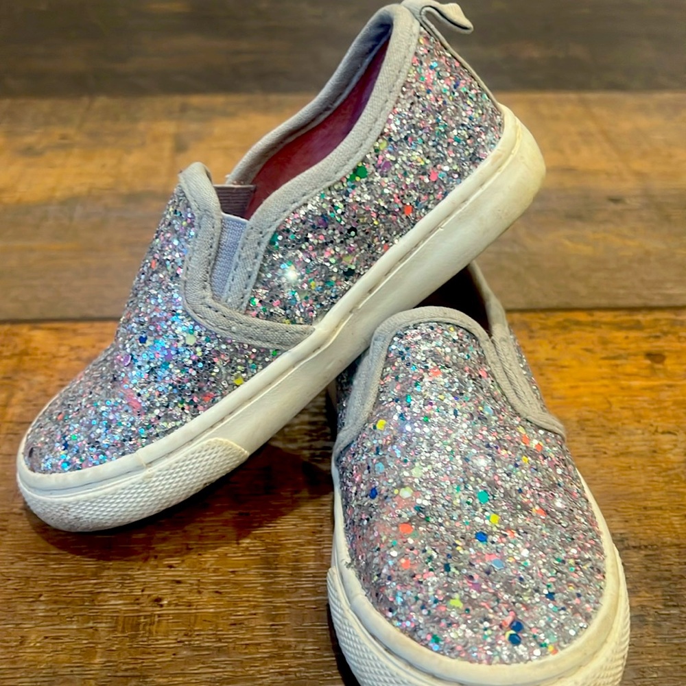 VGUC toddler sparkle sneakers